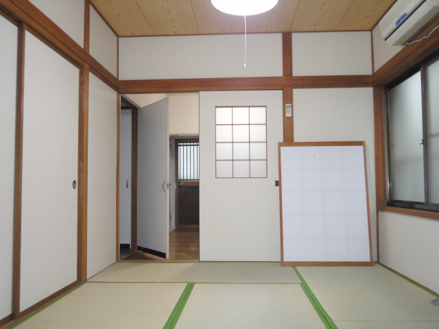 Other room space. First floor Japanese-style room ^^