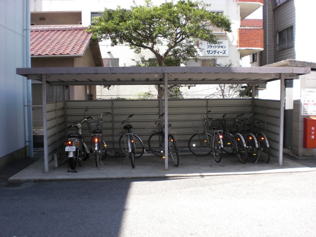 Other common areas. Bicycle ^^