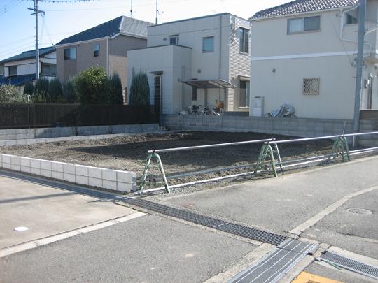 Local appearance photo. Local (12 May 2013) Shooting