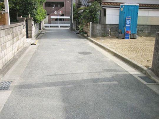 Local photos, including front road. Local (10 May 2013) Shooting