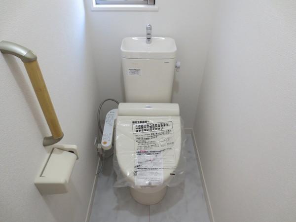 Toilet. Toilet, of course with washlet.