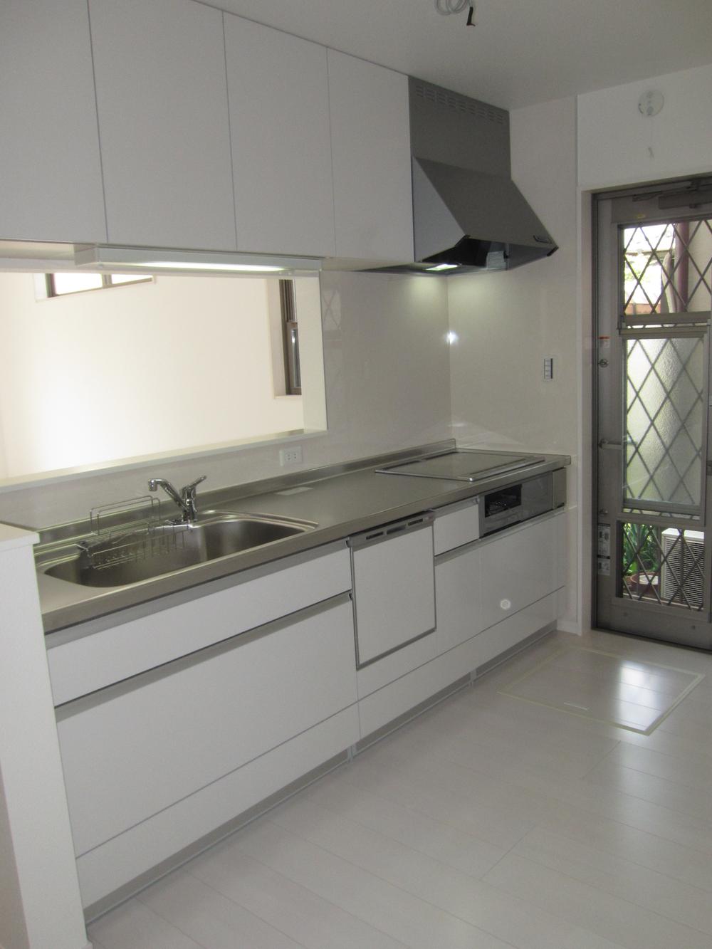 Kitchen. ◆ Kitchen (August 2013) Shooting