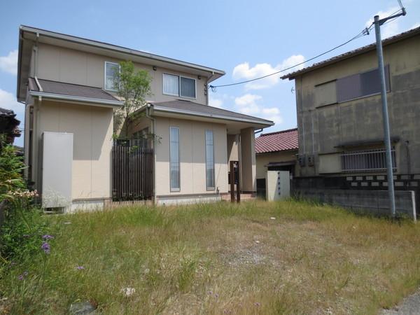 Local photos, including front road