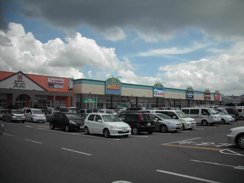 Shopping centre. ion ・ 1340m to eye Mall Takasago shopping center