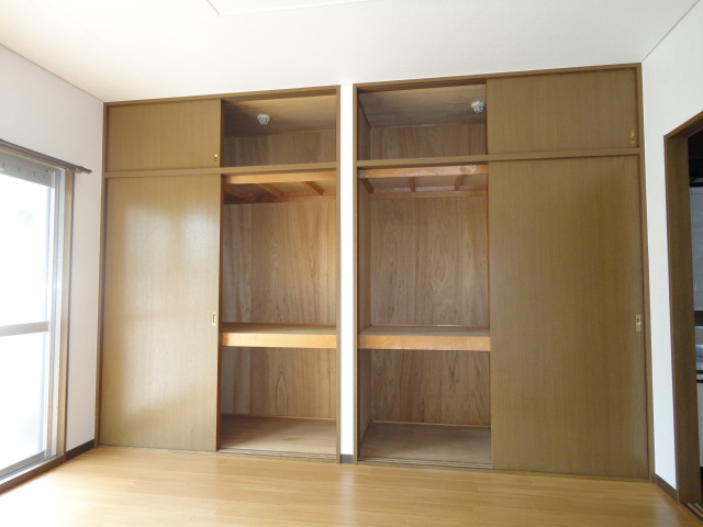 Receipt. Western-style housing!