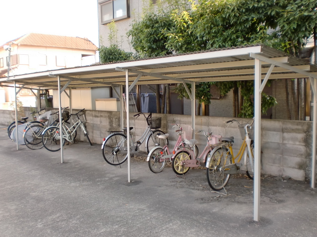 Other common areas. Bicycle ^^