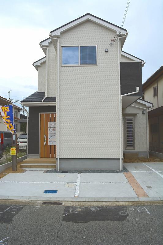 Local appearance photo. Local (August 2013) Shooting