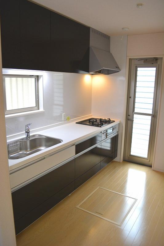 Kitchen. Room (August 2013) Shooting