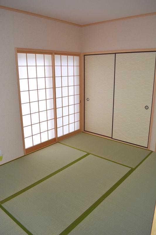 Non-living room. Local (August 2013) Shooting