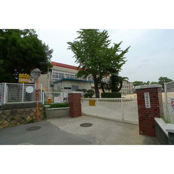 Primary school. Kakogawa 590m up to municipal Noguchi Elementary School