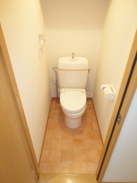 Toilet. ^^ With heating toilet seat