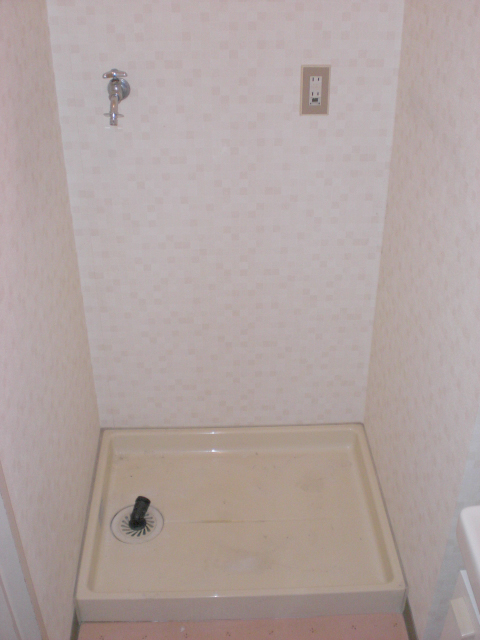 Other. Washing machine in the room ^^