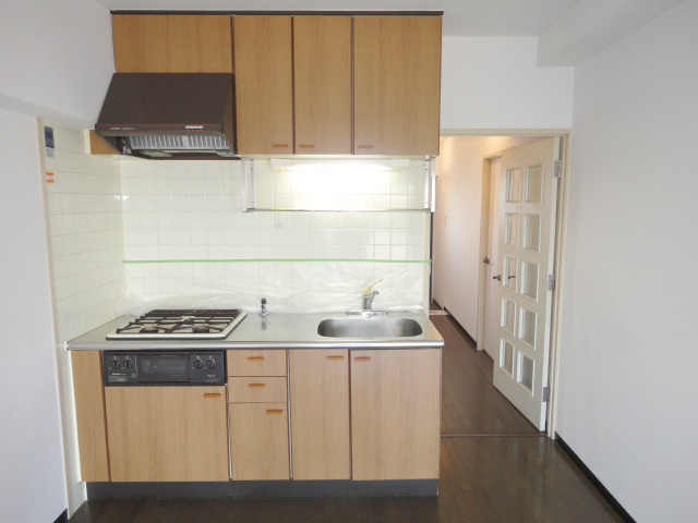 Kitchen. System Kitchen ^^