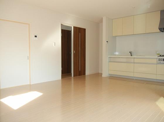 Living. Indoor (11 May 2013) Shooting