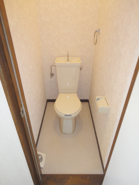 Toilet. bus ・ Toilet Separate ^^