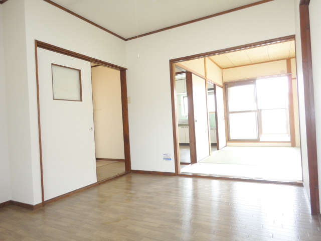 Other room space. Sorting Floor ^^