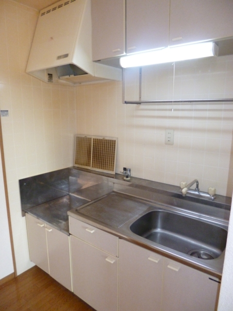 Kitchen. Kitchen with a cleanliness of white keynote.