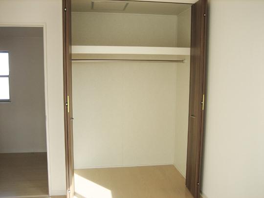 Receipt. Western-style 6.75 Pledge 1 closet