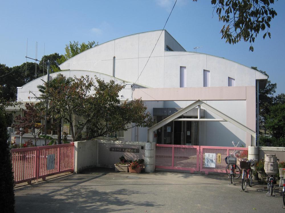 kindergarten ・ Nursery. Tenma 1400m to kindergarten