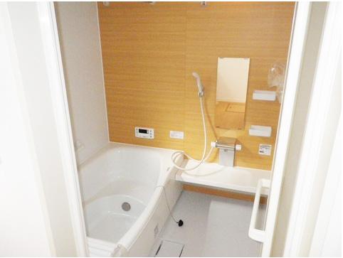 Same specifications photo (bathroom)