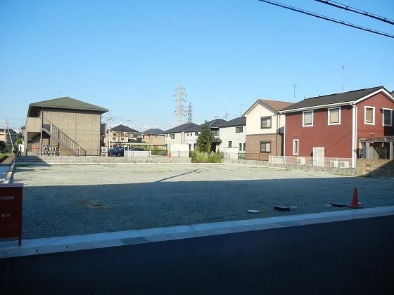 Local photos, including front road. Local (September 2013) Shooting