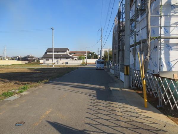 Local photos, including front road