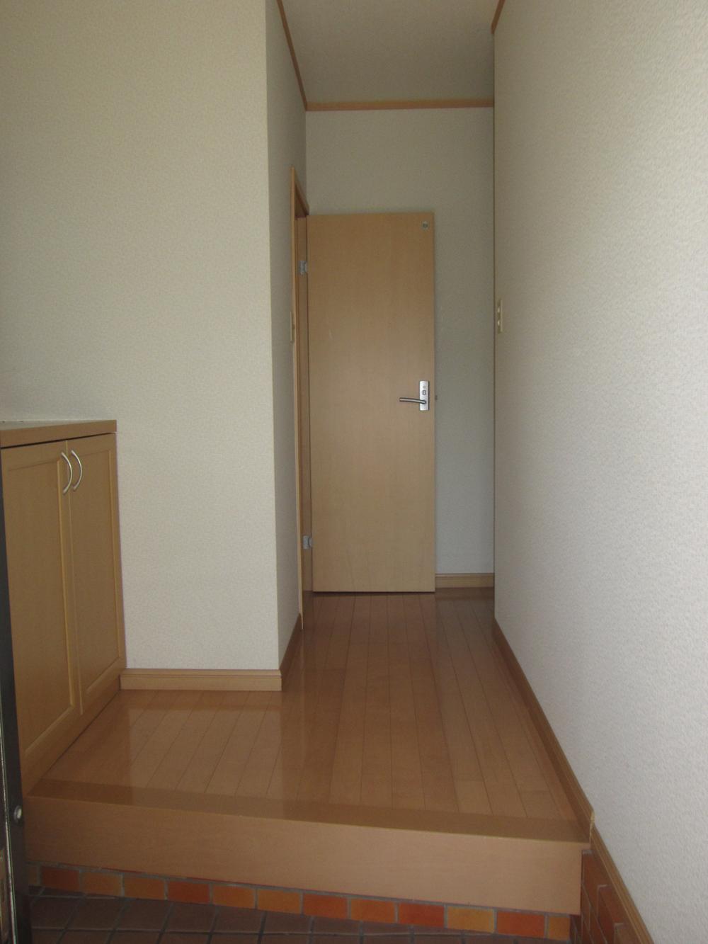 Entrance.  ◆ Local (June 2013) Shooting