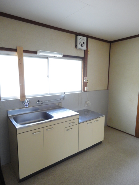 Kitchen. Gas stove installation Allowed ^^