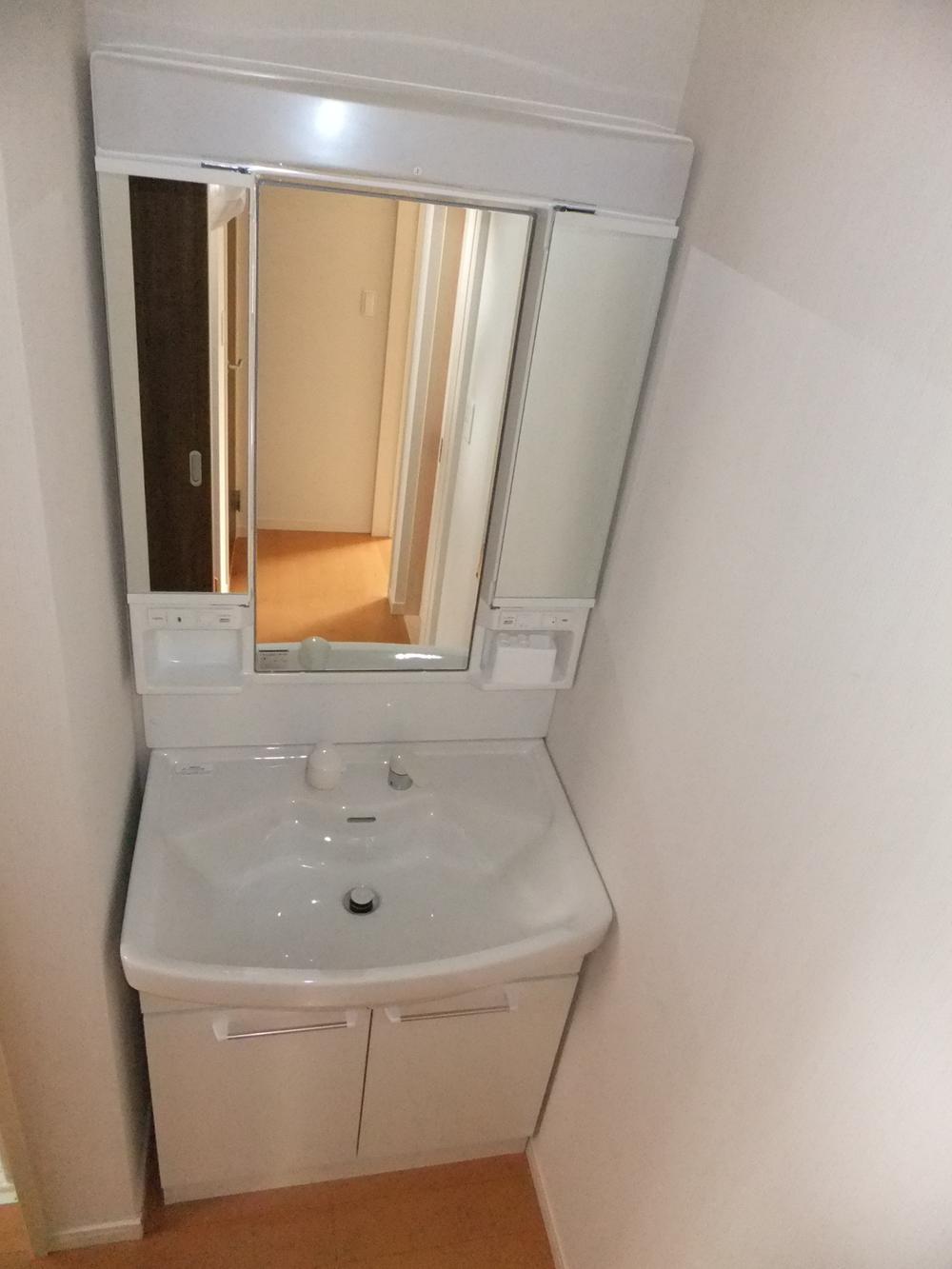 Same specifications photos (Other introspection)