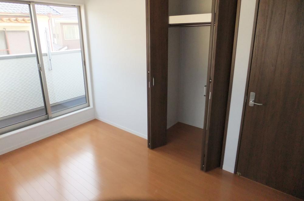 Same specifications photos (Other introspection)