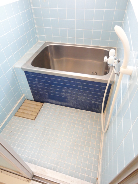 Bath. Add-fired function set schedule! With window!