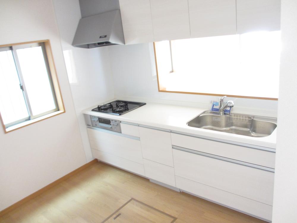 Kitchen. Indoor (September 2013) Shooting