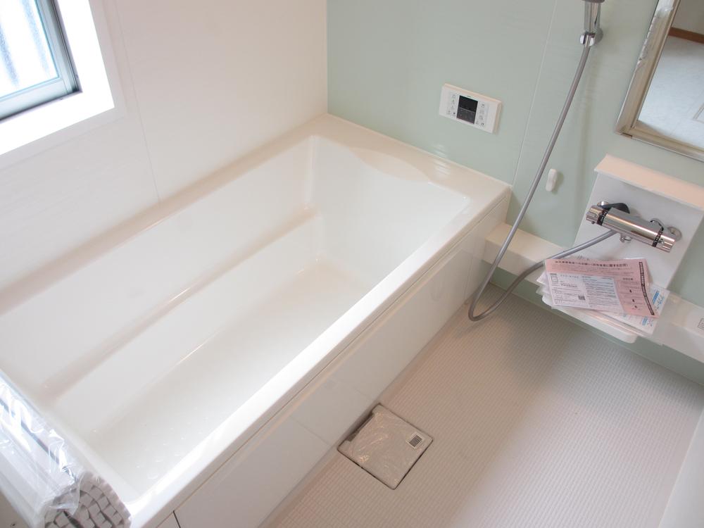 Bathroom. Indoor (September 2013) Shooting