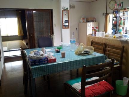 Living. LDK about 10.5 Pledge: the room there is a renovated history! (Seller like the luggage we have taken as it is)