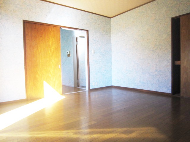 Other room space. 8 pledge Western-style 1F