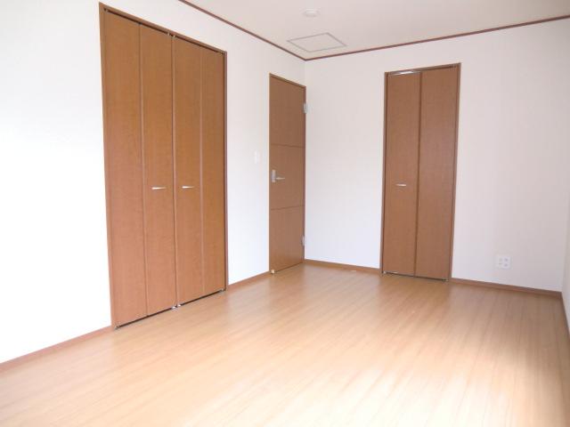 Other introspection. Local photos (Western-style)