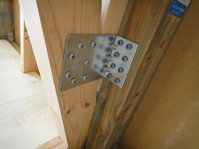 Construction ・ Construction method ・ specification. In more robust building with the use of earthquake-resistant hardware!