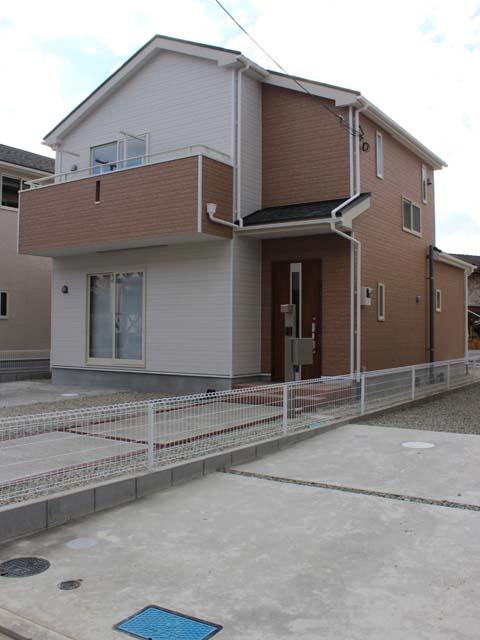 Local appearance photo. Local (11 May 2013) Shooting Building 3