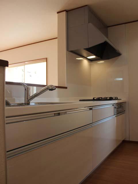 Kitchen. Local (11 May 2013) Shooting 4 Building