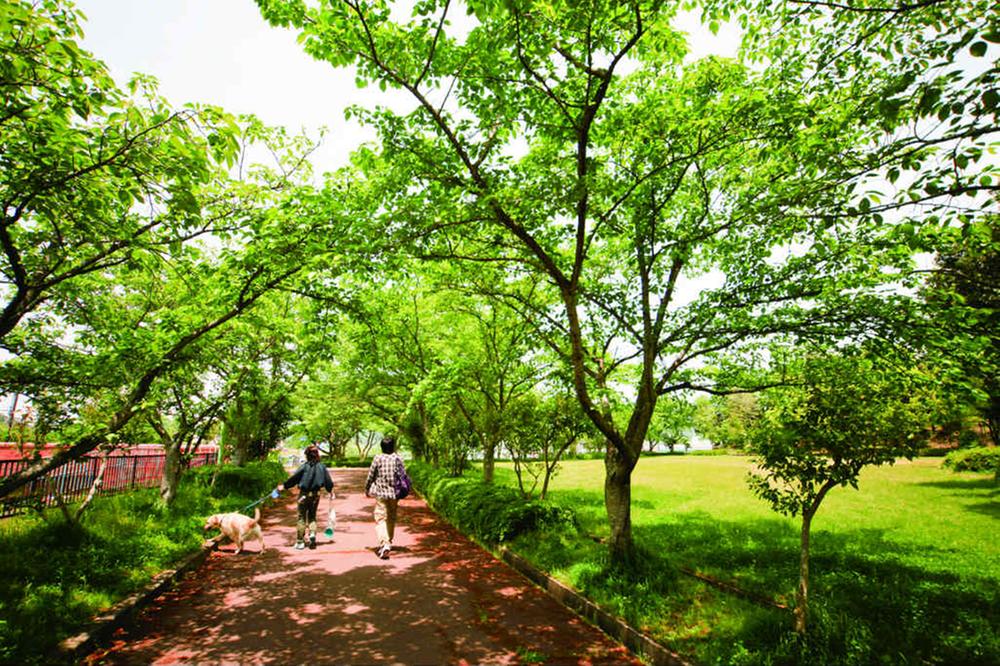 park. 765m to Ohara park