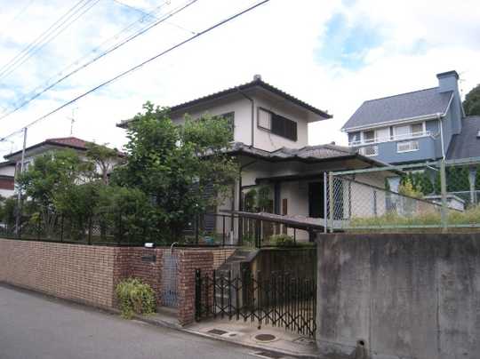 Local appearance photo. Exterior (1)