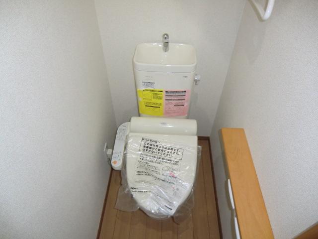 Other Equipment. Local photos (toilet)