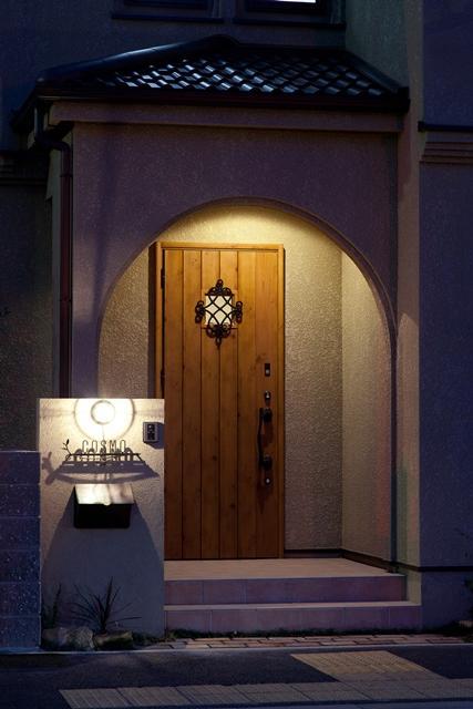 Entrance. Entrance porch of the warmly welcomed me likely soft atmosphere the family. I want to return soon, We propose such a lifestyle. 