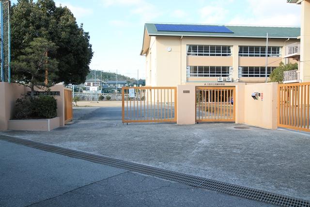 Junior high school. Meiho 600m until junior high school