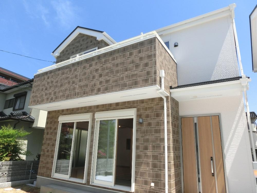 Same specifications photos (appearance). Appearance is an image.   [Example of construction] 