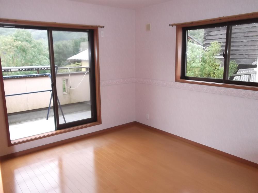 Non-living room. 2 Kaikyoshitsu