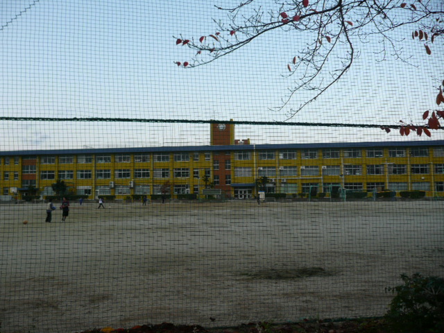 Primary school. 96m to Kawanishi Tachikawa northwest elementary school (elementary school)