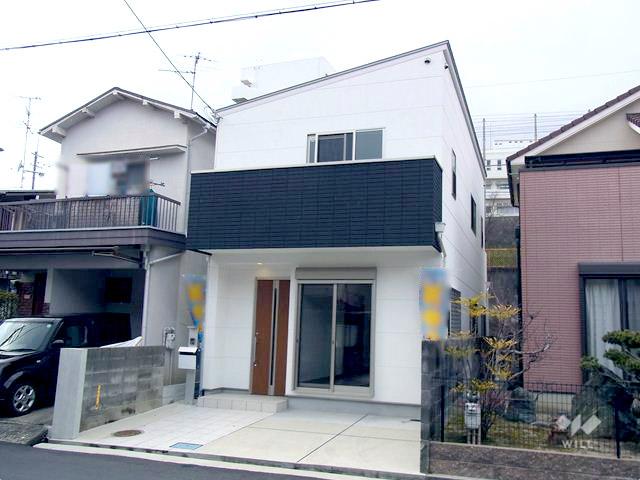 Local appearance photo. Appearance (from the southeast side)