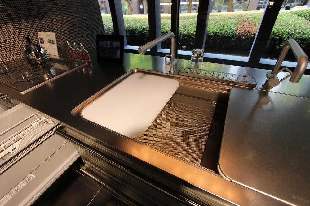 Building plan example (Perth ・ Introspection). 5-chome W Street District ・ E Street District standard of Toyo Kitchen