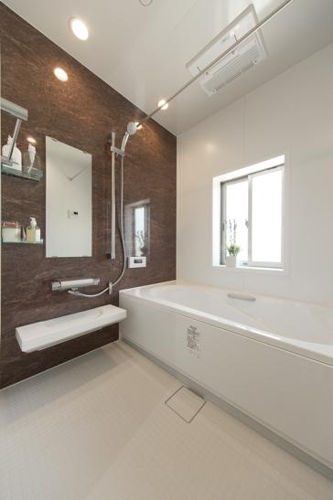 Bathroom. Revised bus space to heal tired every day. Care also of advanced features is equipped with.